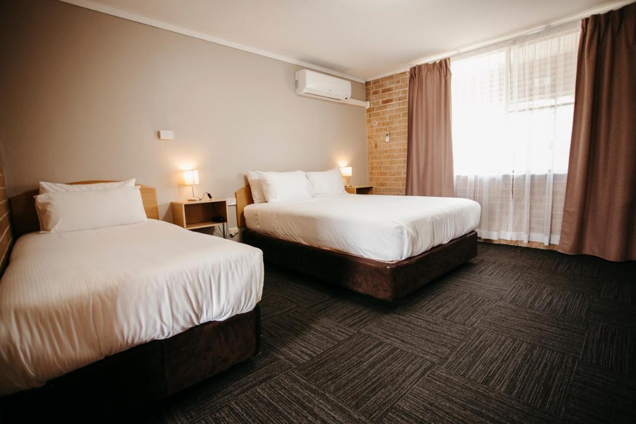 Colonial Motel 里士满 外观 照片