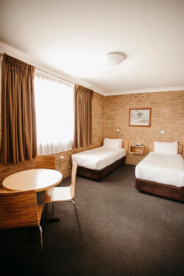 Colonial Motel 里士满 外观 照片